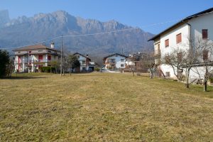 Terreno edificabile a Oregne