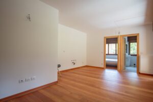 Bilocale con balcone a Dont con vista panoramica