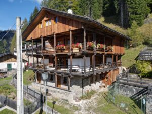 Alleghe – 3 locali � 220000 T390