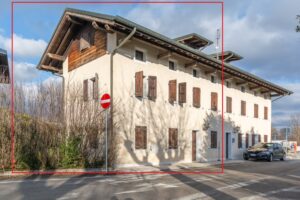 Porzione di casa da ristrutturare